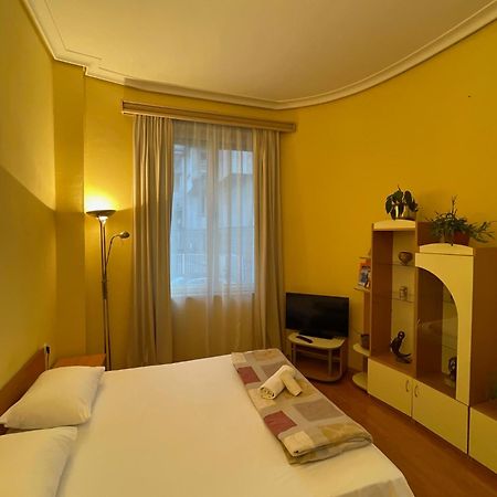 The English Guest House Roese Buitenkant foto