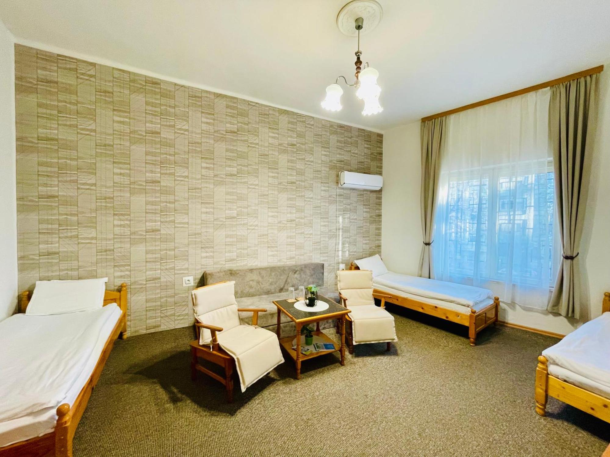The English Guest House Roese Buitenkant foto